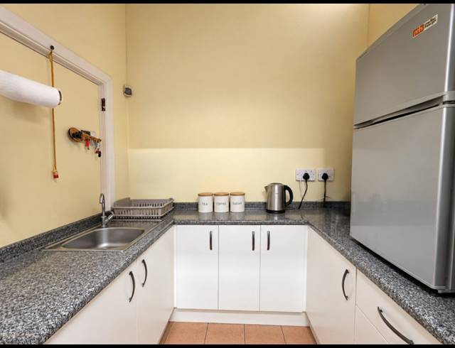 374M² OFFICE FOR SALE IN BEREA